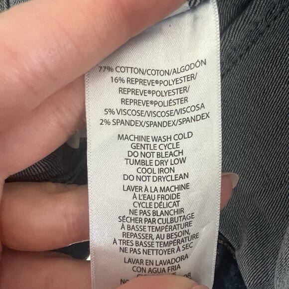 Calvin Klein Jeans Women’s Small Denim Jacket  Wash Classic Fit Casual Ombré - Picture 3 of 7